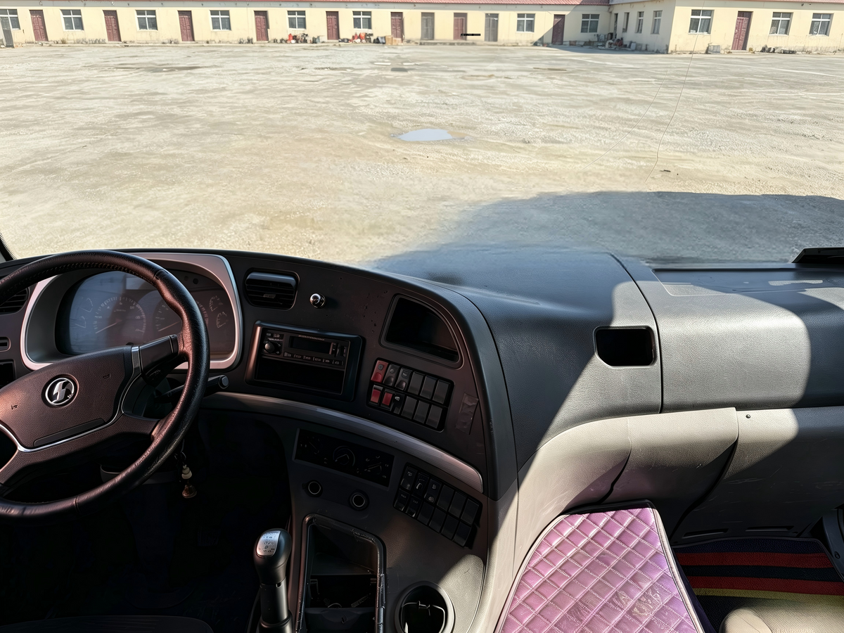 Used Shacman Delong New M3000 430 HP 6×4 Tractor Truck-7833