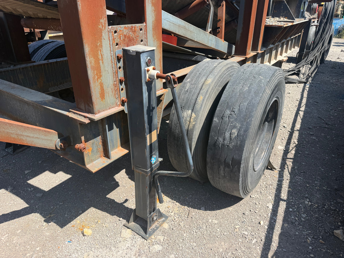Used PF1315 Tire-type Mobile Impact Crushing Station