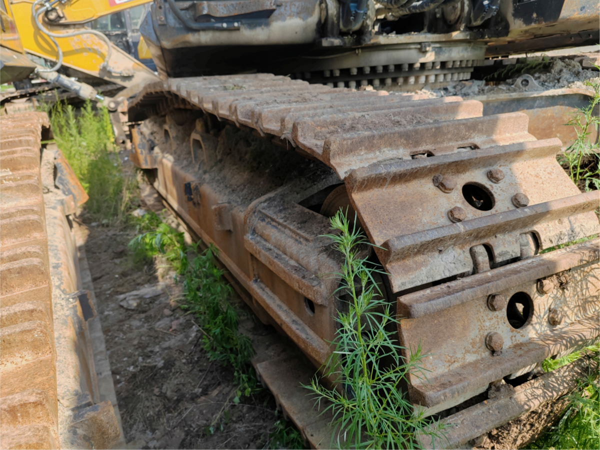 Used 2021 XCMG XE600DK MAX 59.5 t Crawler Excavator – Unit 00184