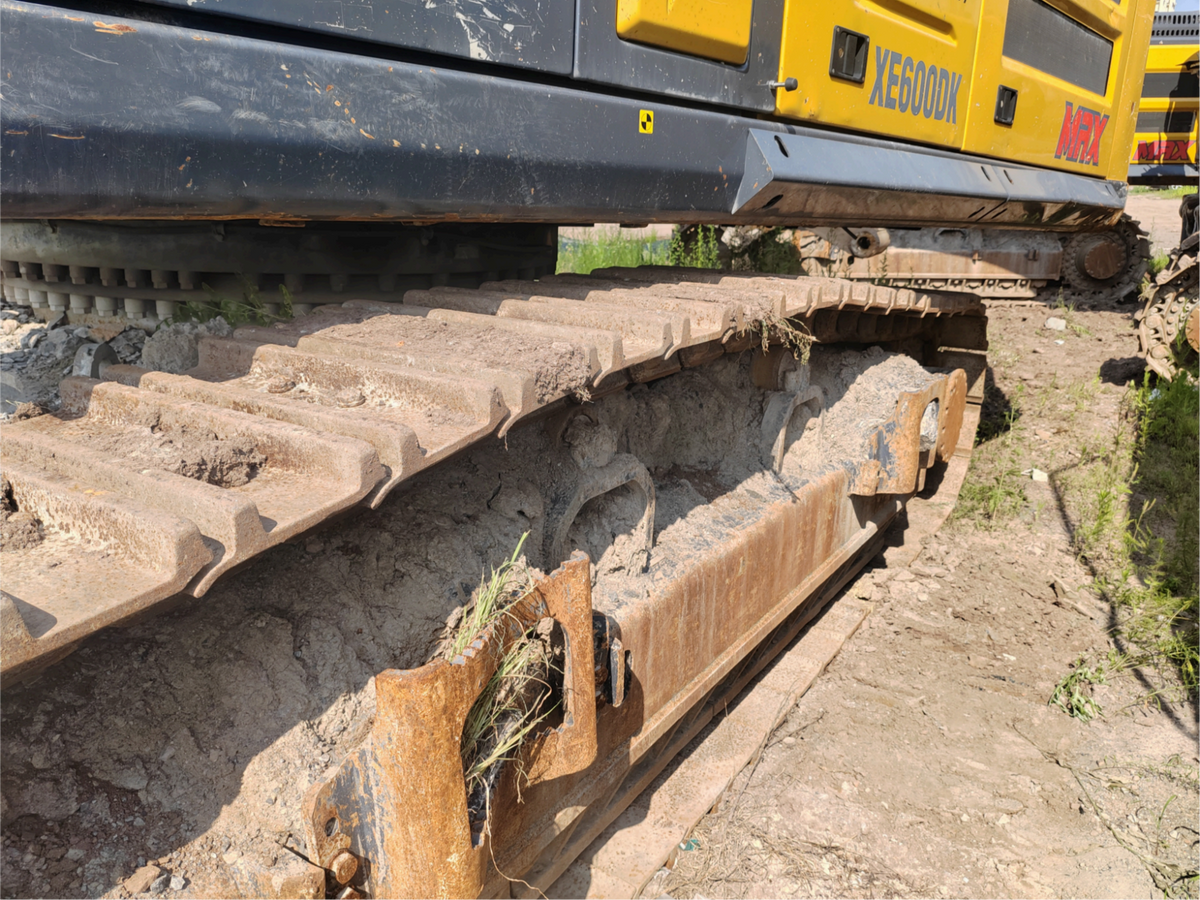 Used 2021 XCMG XE600DK MAX 59.5 t Crawler Excavator – Unit 00184