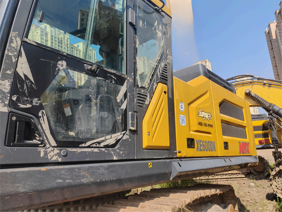 Used 2021 XCMG XE600DK MAX 59.5 t Crawler Excavator – Unit 00184