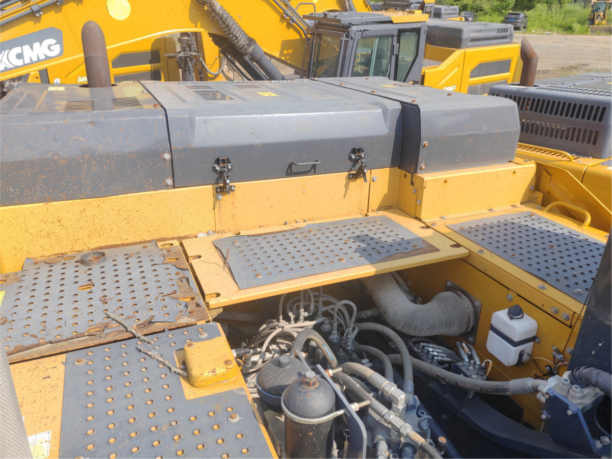 Used 2021 XCMG XE600DK MAX 59.5 t Crawler Excavator – Unit 00184