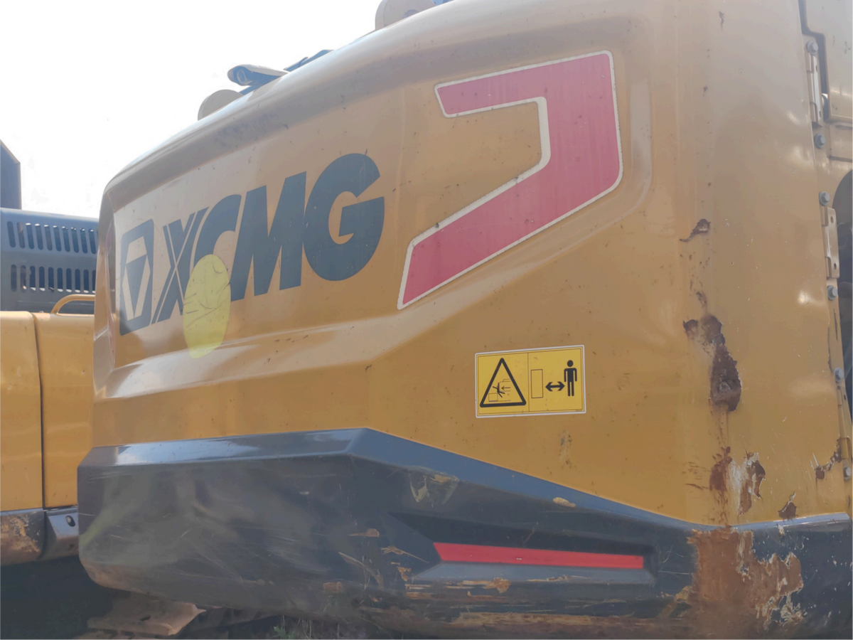 Used 2021 XCMG XE600DK MAX 59.5 t Crawler Excavator – Unit 00184