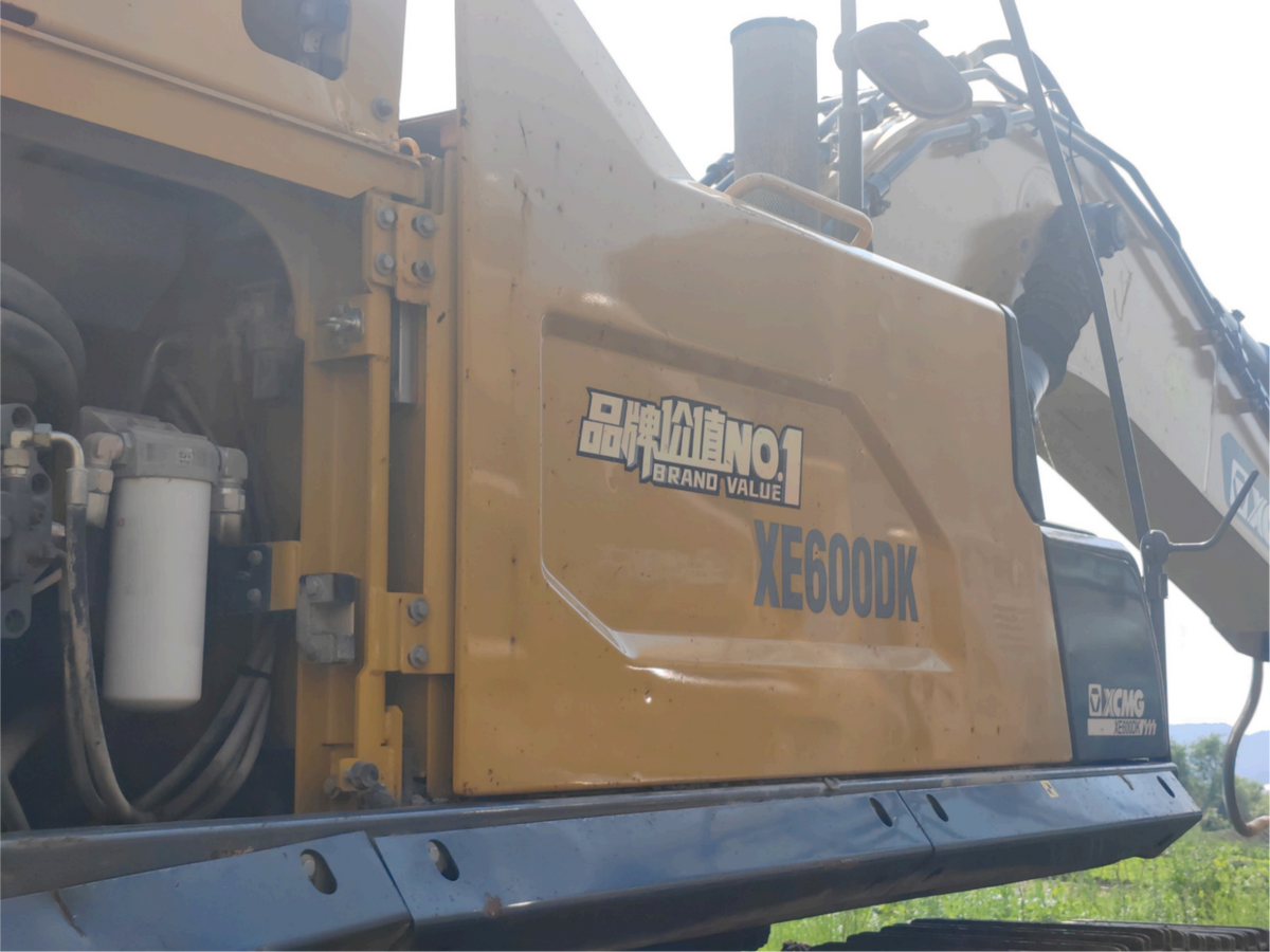 Used 2021 XCMG XE600DK MAX 59.5 t Crawler Excavator – Unit 00184