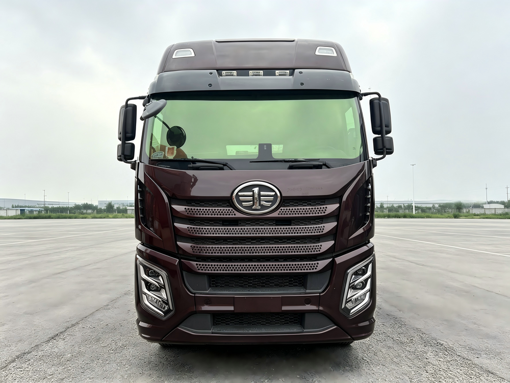 Used FAW Jiefang New J6P Heavy‑Duty Truck,  6×4 Tractor-8525