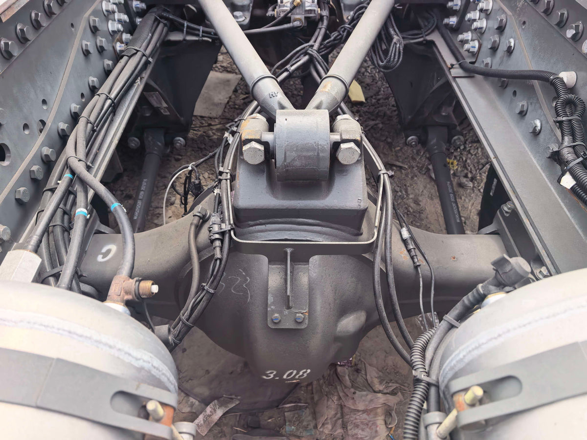 Used 2023 SINOTRUK HOWO 480 hp 200,000 km 6X4 Tractor Truck