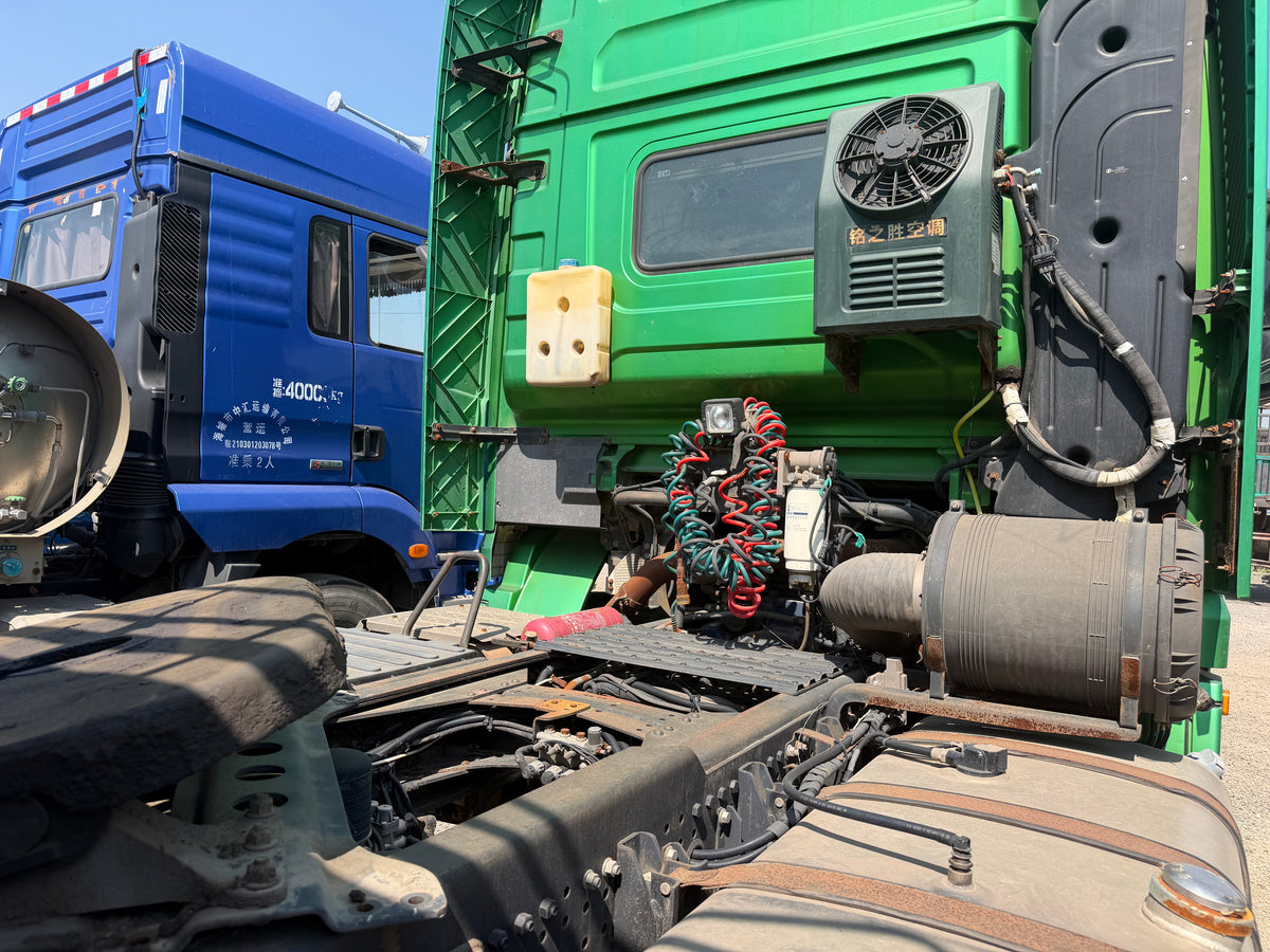 Used Shacman Delong X3000 550 hp 6X4 6.85 m Tractor Truck-41177