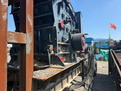 Used PF1315 Tire-type Mobile Impact Crushing Station