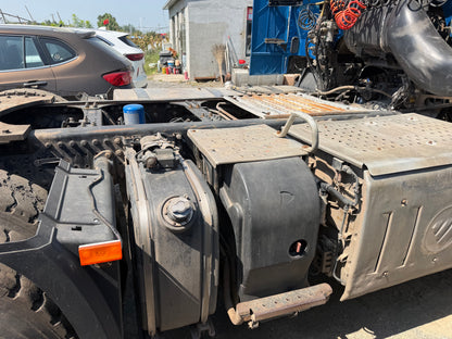 Used Auman GTL 430 hp 6X4 7.115 m Tractor Truck-8363