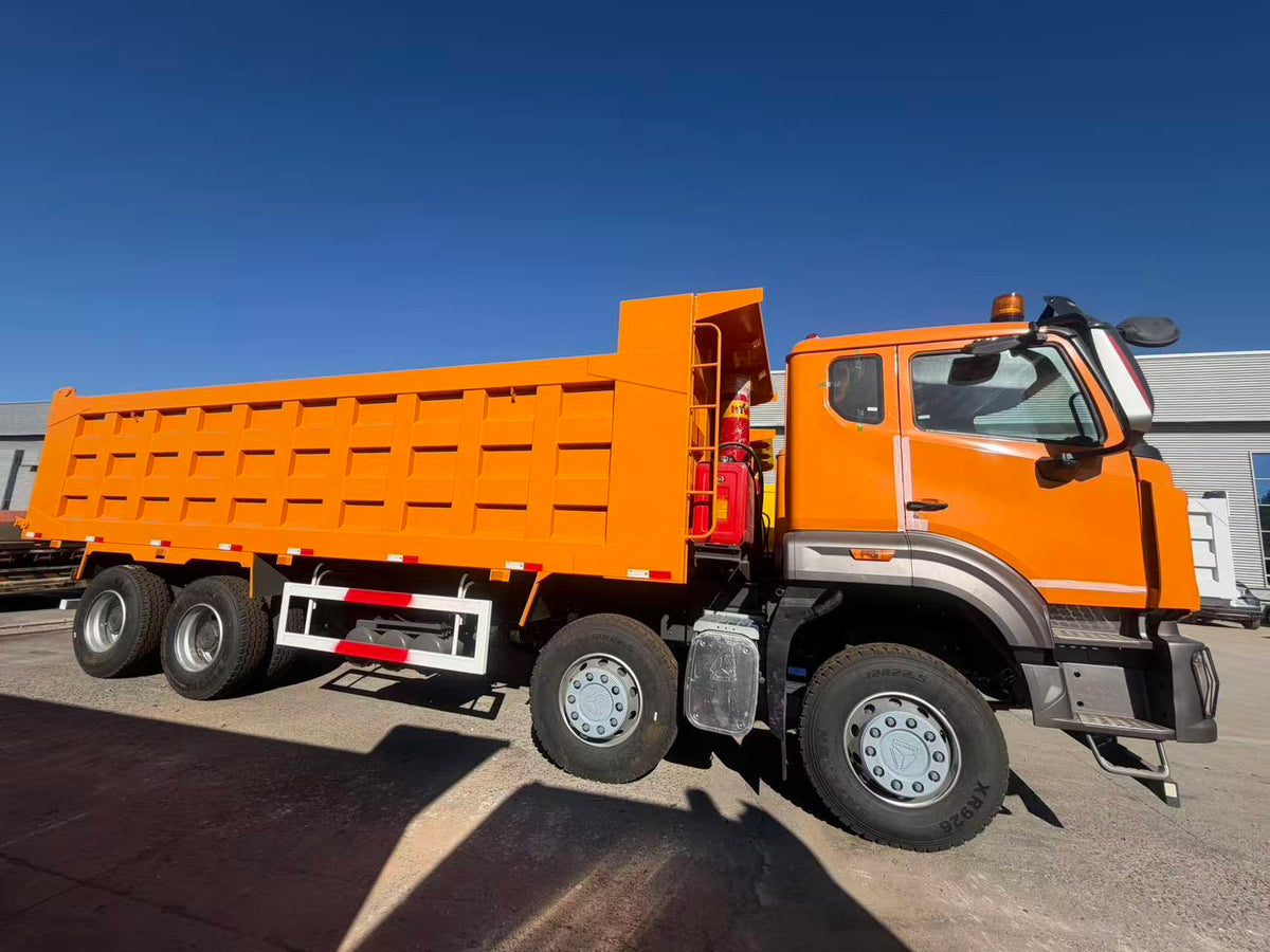 Remanufactured Sinotruk Howo NX 350 hp 8X4 Dump Truck