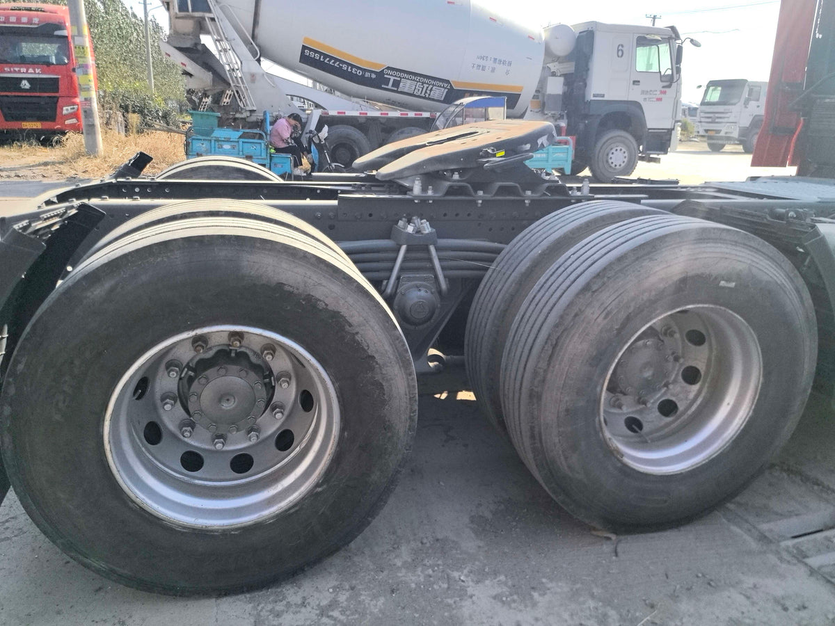 Used 2021 SINOTRUK SITRAK C7H 480 hp 6X4 Tractor Truck