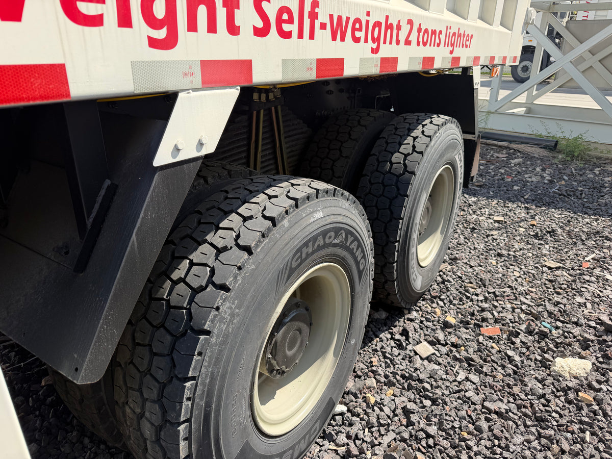 New FAW Jiefang J6P‑390 390 hp 8X4 Dump Truck