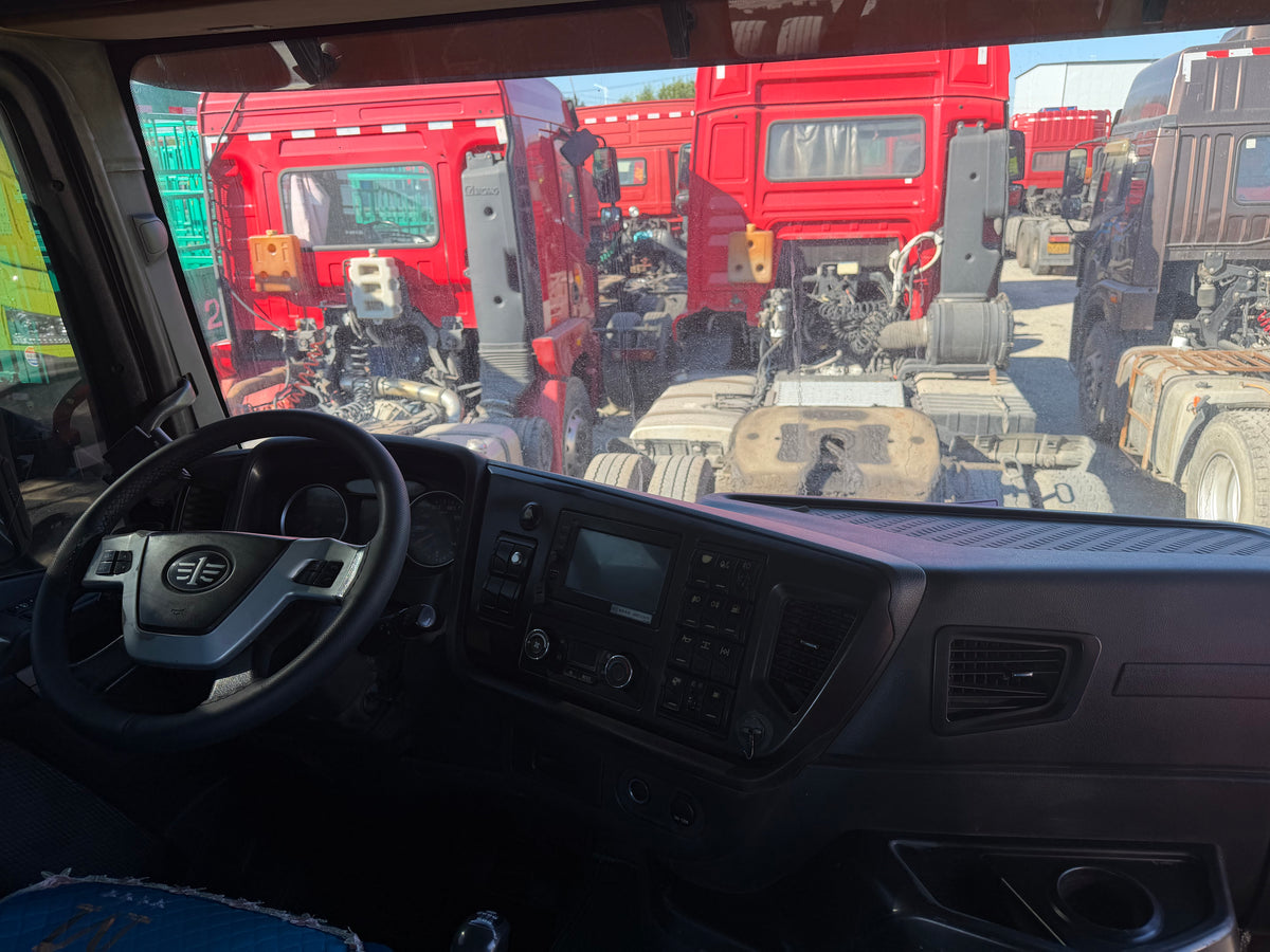 Used 2019 FAW Jiefang JH6 430 hp 6X4 Tractor Truck