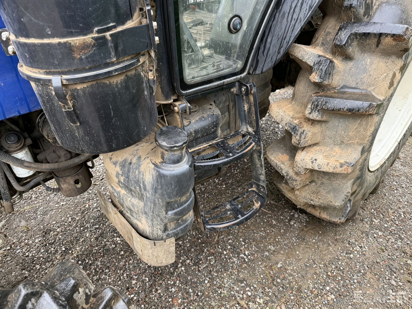 Used LOVOL Oubao M904-B 90 HP 4WD Tractor