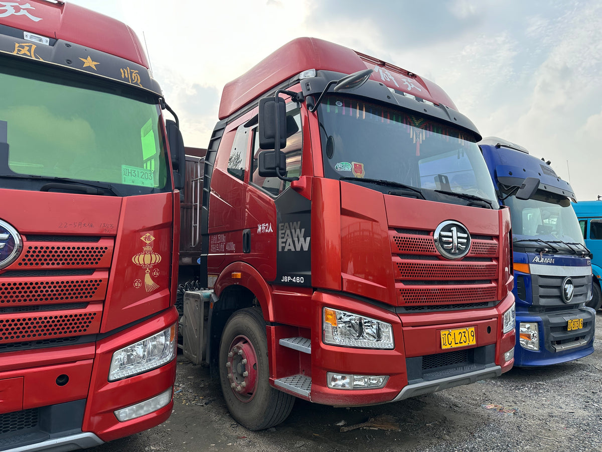 Used April 2023 FAW Jiefang J6P Heavy Duty Version Manual Transmission 90,008km 460 hp 6X4 Tractor Truck