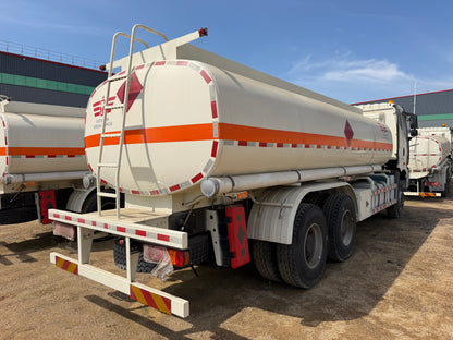 New J6P‑350 350 hp 6X4 Oil Tank Truck