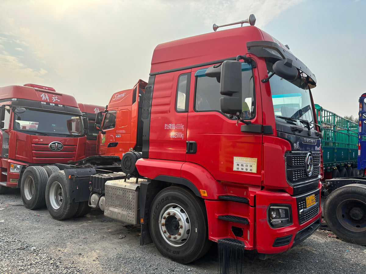 Used Jan 2023 SHACMAN Delong M3000S Manual Transmission 430 hp 366625km 6X4 Tractor Truck