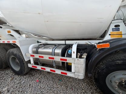 Used Sinotruk Howo TX 340-350 hp 8X4 10-12m³ Concrete Mixer Truck