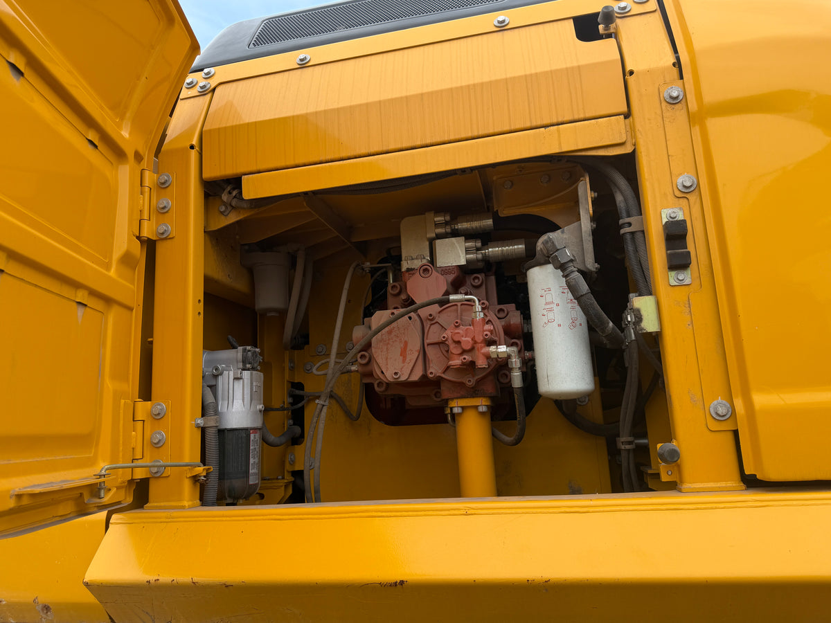 Used 2025 LIUGONG CLG939FGA 39.8 t Crawler Excavator – Unit 939F