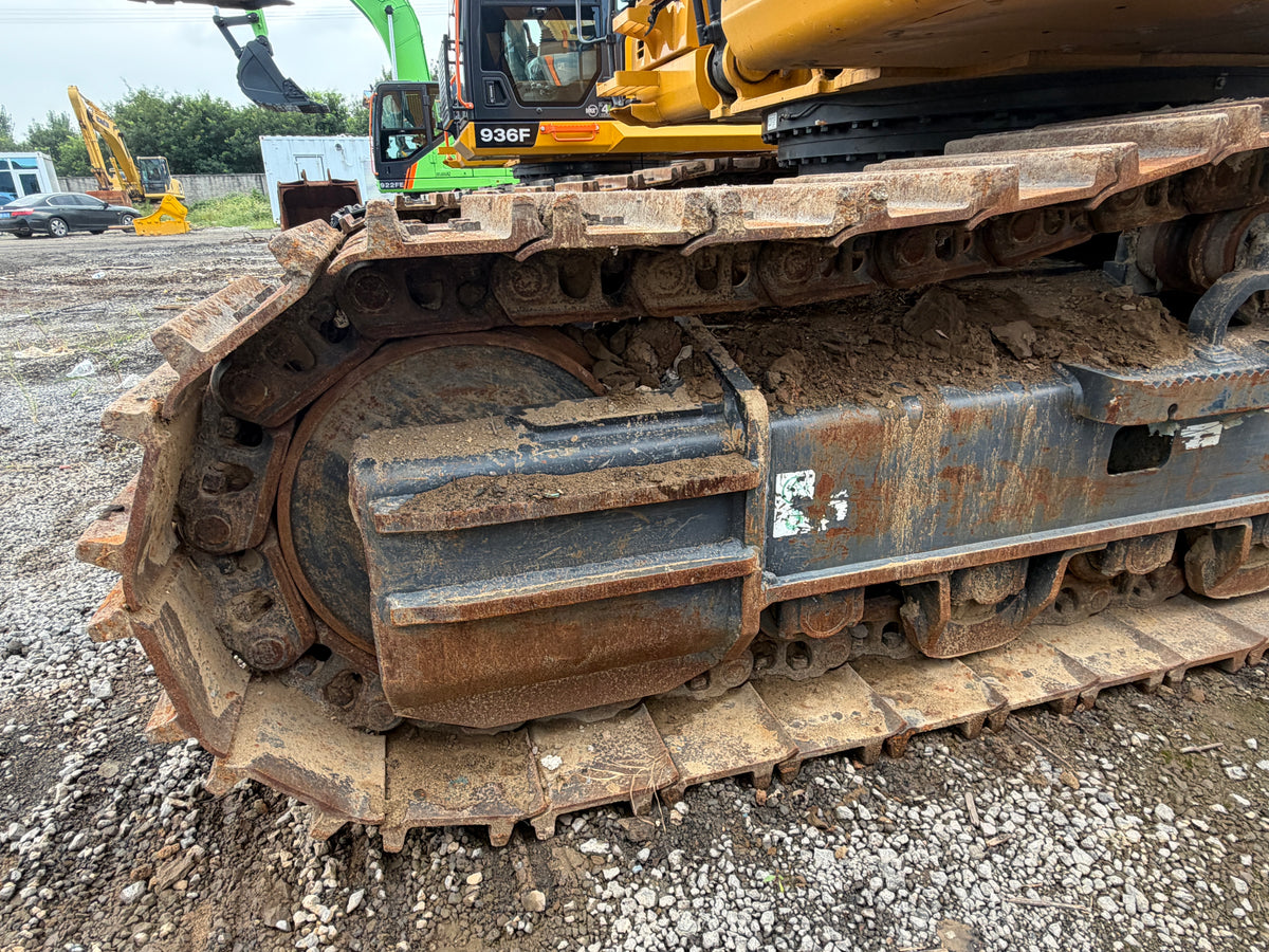Used 2024 LIUGONG CLG938EHDG4 38.5 t Crawler Excavator – Unit 938F