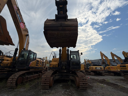 Used SANY SY650H 65 t Crawler Excavator - Unit 650H