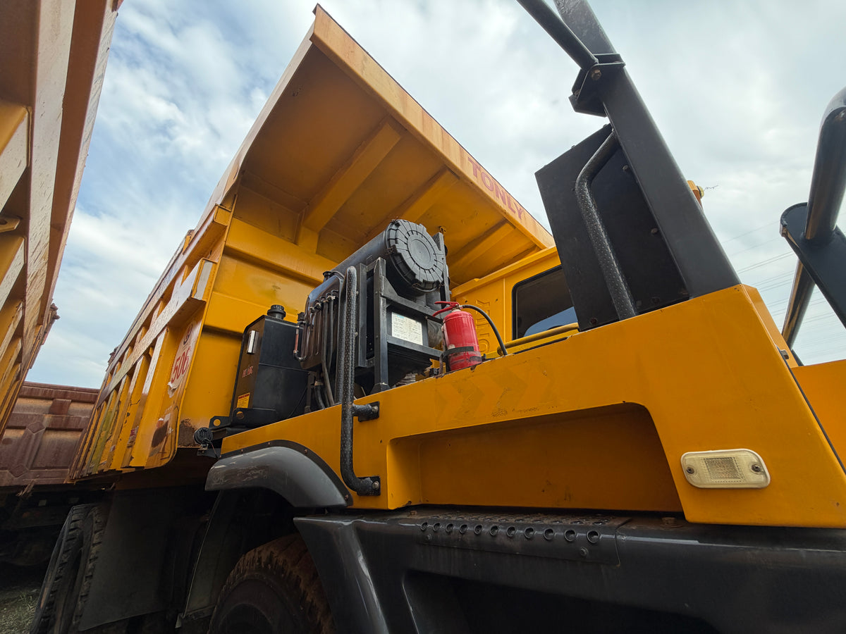 Used Tonly TL885A 530 hp 70 t 6×4 Mining Dump Truck-885A
