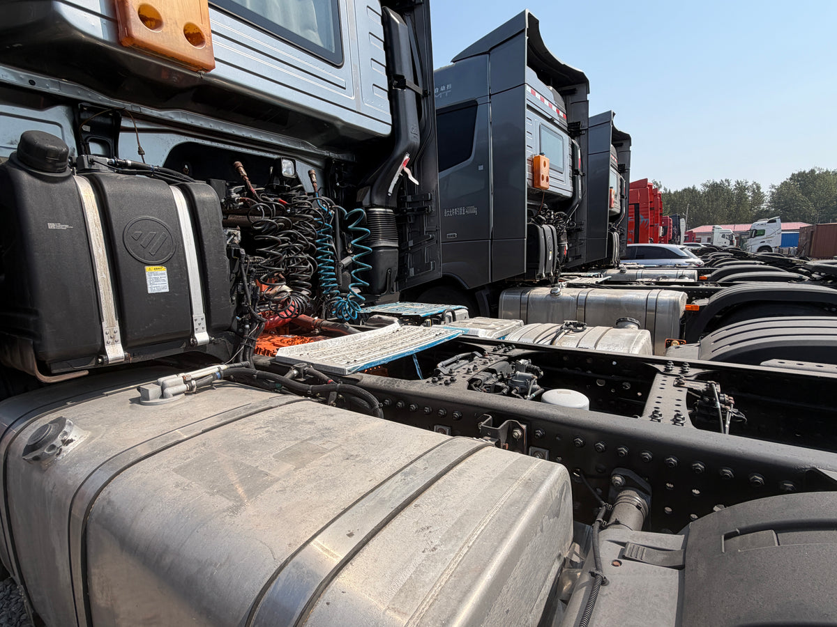 Used 2022 FOTON AUMAN GALAXY 660 hp 6X4 Tractor Truck