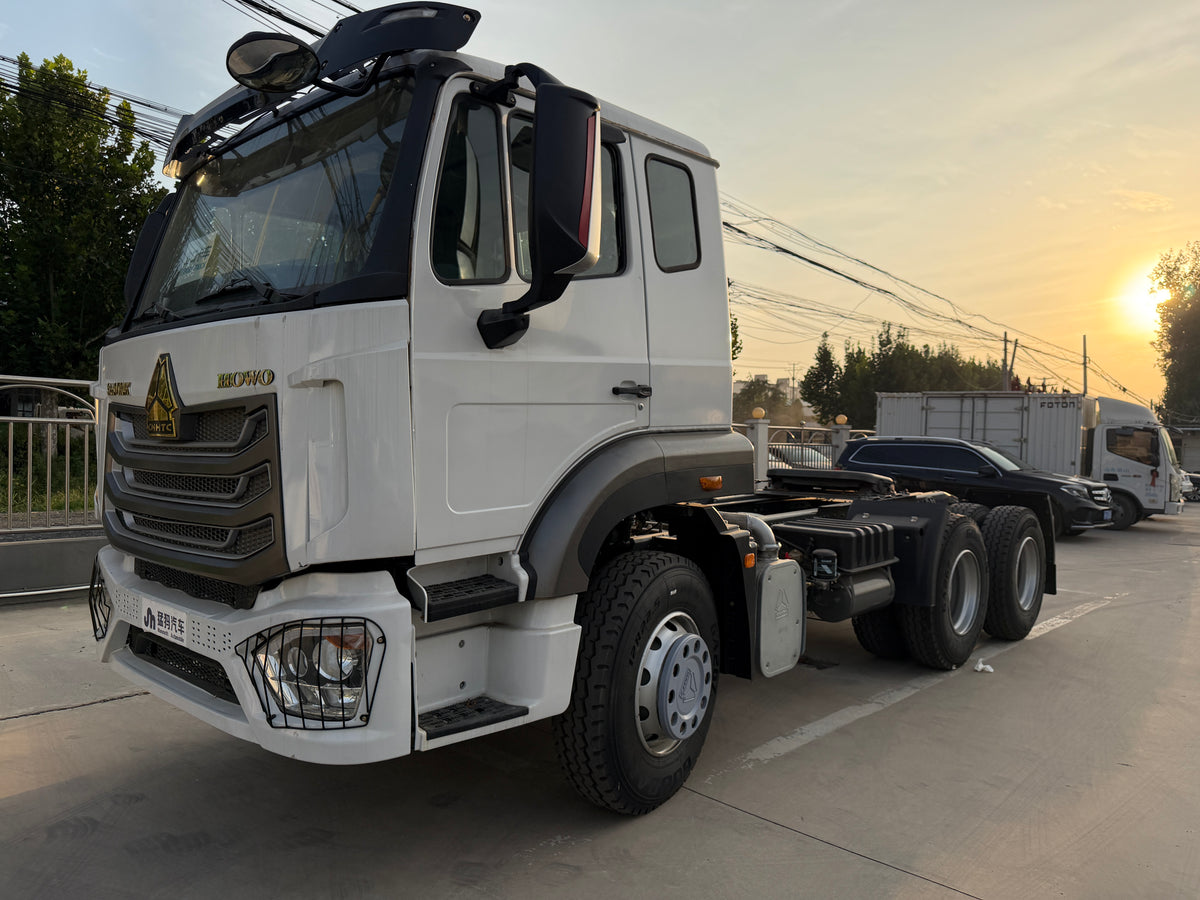 Remanufactured SINOTRUK HOWO NX 430/460/480 hp 6X4 Tractor Truck
