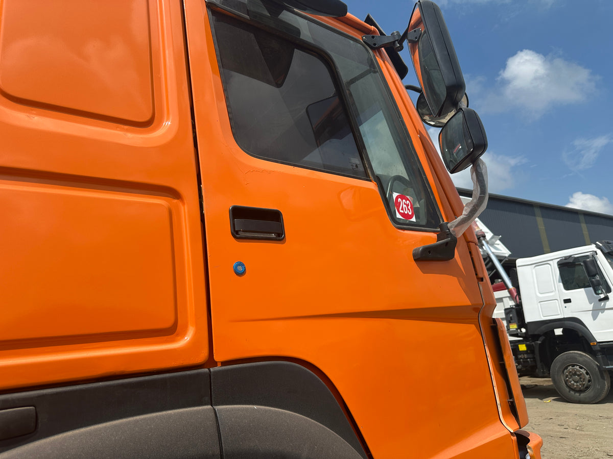 Remanufactured Sinotruk HOWO 371 HP 6×4 Tractor Truck
