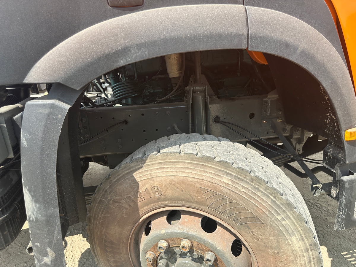 Remanufactured Sinotruk HOWO 371 HP 6×4 Tractor Truck