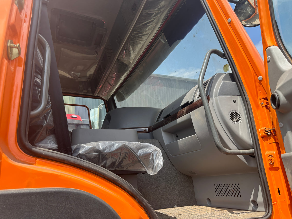 Remanufactured Sinotruk HOWO 371 HP 6×4 Tractor Truck