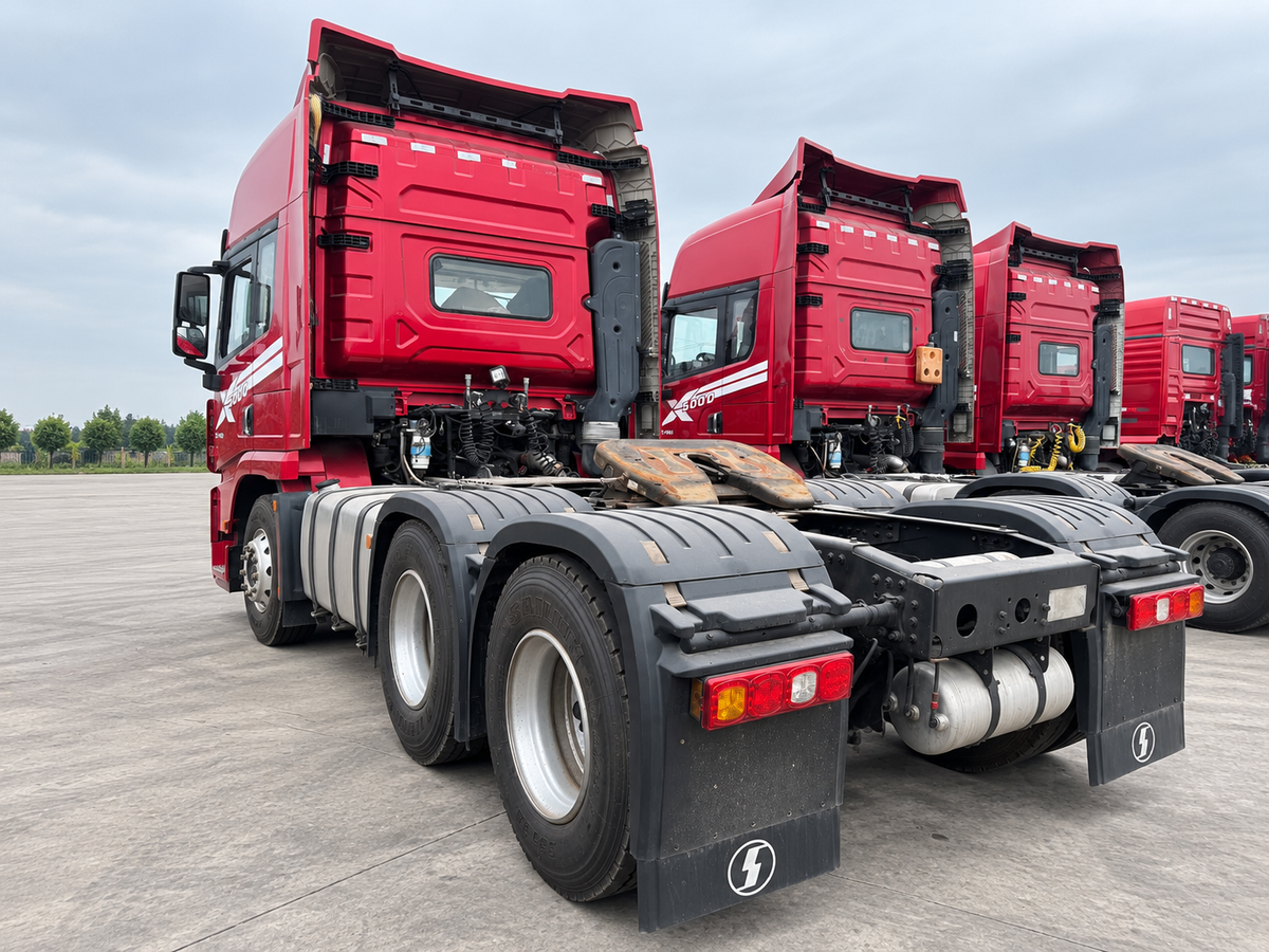 Used 2022 Shacman X5000 480 hp 6X4 Tractor Truck