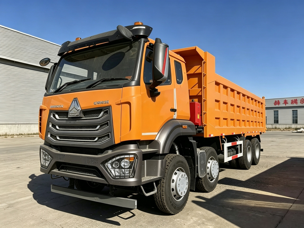 Remanufactured Sinotruk Howo NX 350 hp 8X4 Dump Truck