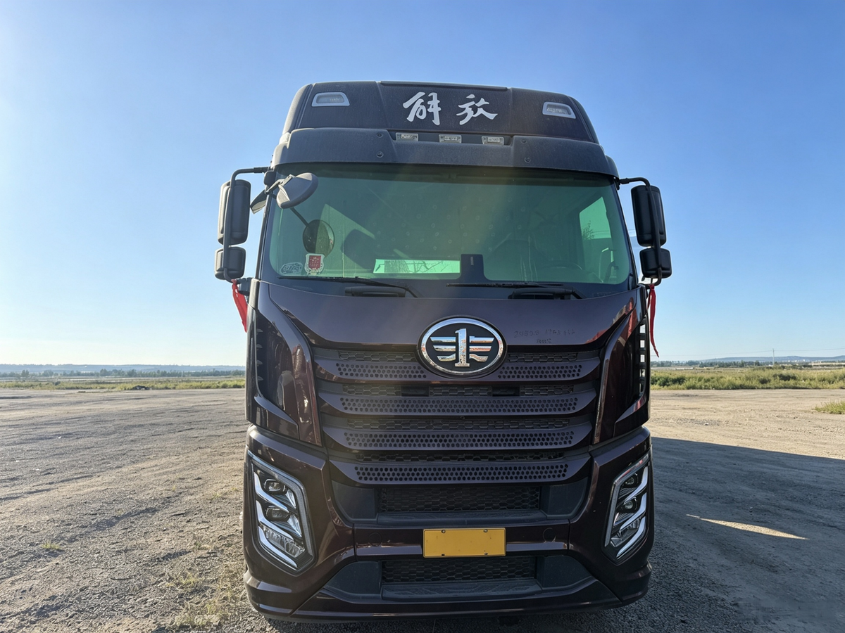 Used 2024 FAW Jiefang J6V 560 hp 6X4 Tractor Truck