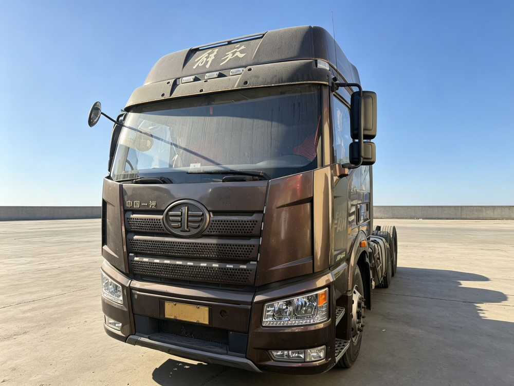 Used 2019 FAW Jiefang J6P 550 hp 6X4 Tractor Truck