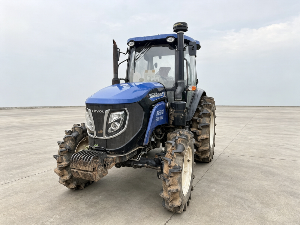 Used LOVOL Oubao M904-B 90 HP 4WD Tractor