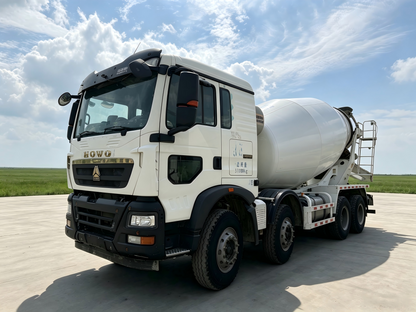 Used Sinotruk Howo TX 340-350 hp 8X4 10-12m³ Concrete Mixer Truck