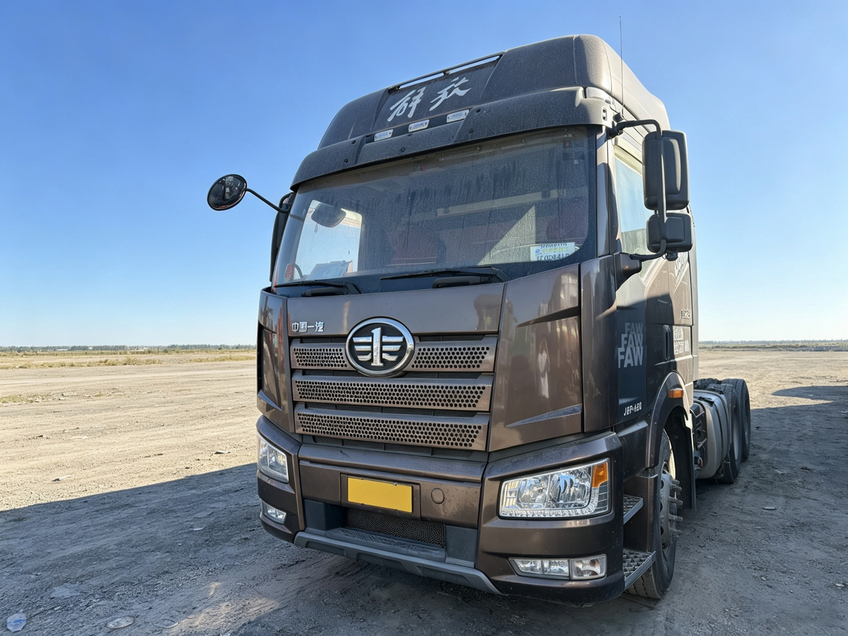 Used 2020 FAW Jiefang J6P 420 hp 6X4 Tractor Truck