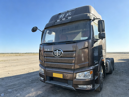 Used 2020 FAW Jiefang J6P 420 hp 6X4 Tractor Truck