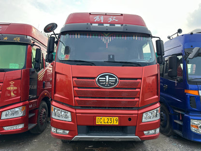 Used April 2023 FAW Jiefang J6P Heavy Duty Version Manual Transmission 90,008km 460 hp 6X4 Tractor Truck